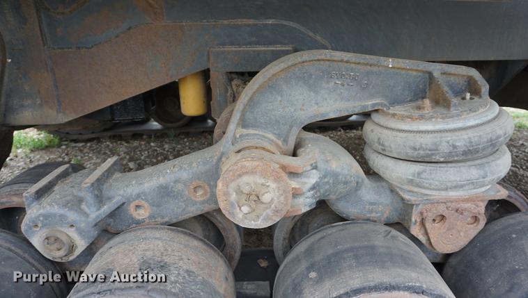 image for item DB6034 1993 Caterpillar Challenger 75C tractor