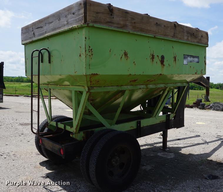 image for item DB6042 Parker 2000 gravity wagon
