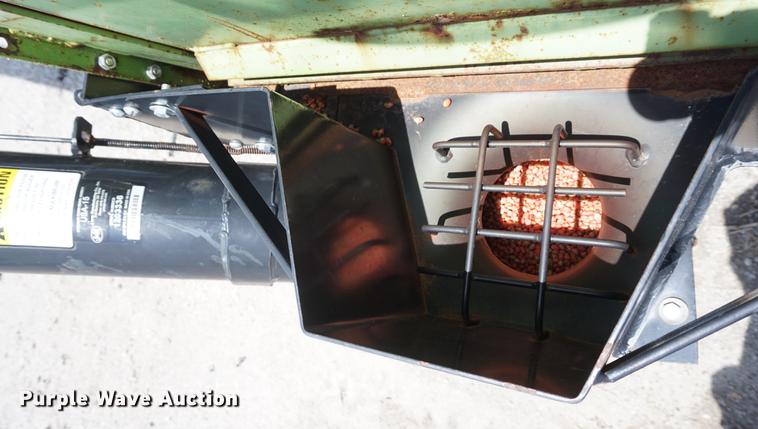 image for item DB6042 Parker 2000 gravity wagon