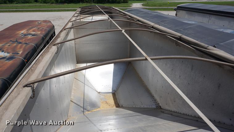 image for item DB6043 1990 Timpte double hopper bottom grain trailer