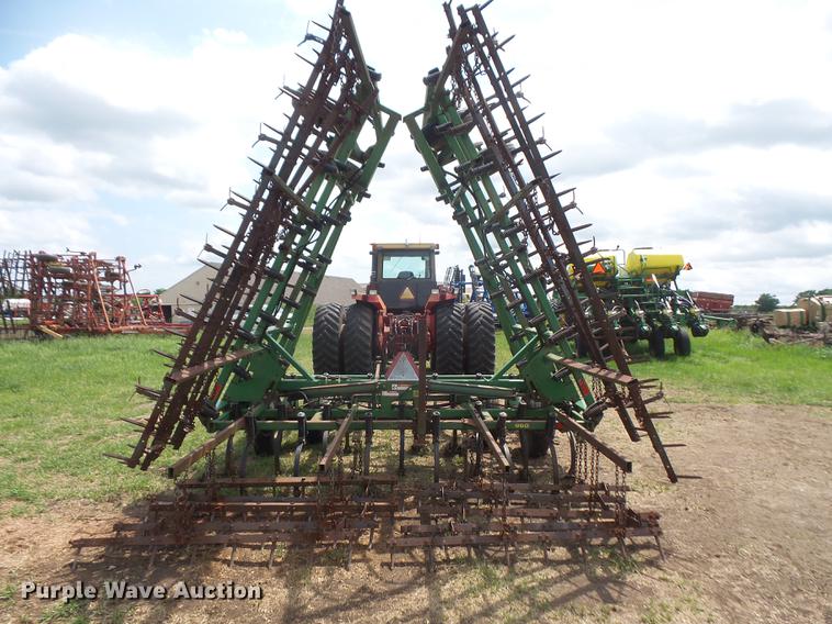 image for item DB6053 John Deere 960 field cultivator
