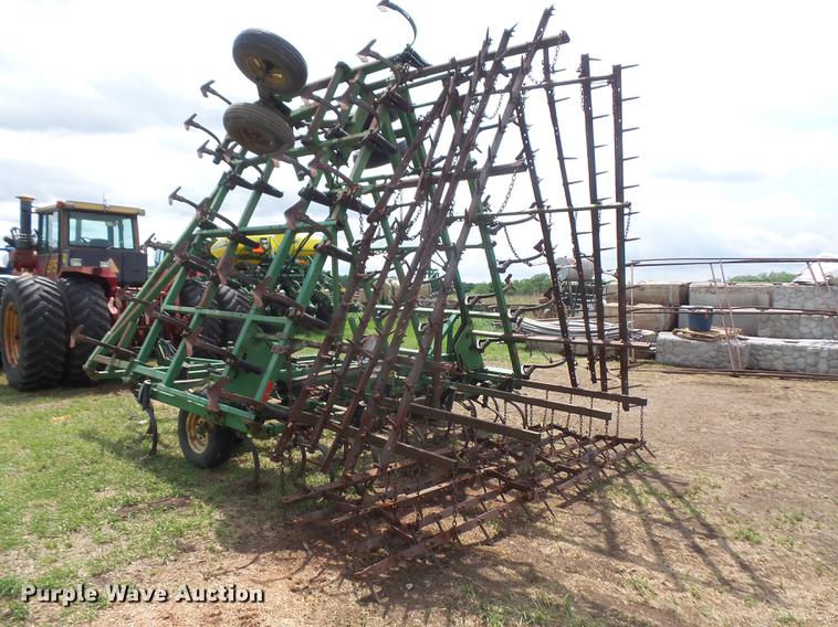 image for item DB6053 John Deere 960 field cultivator