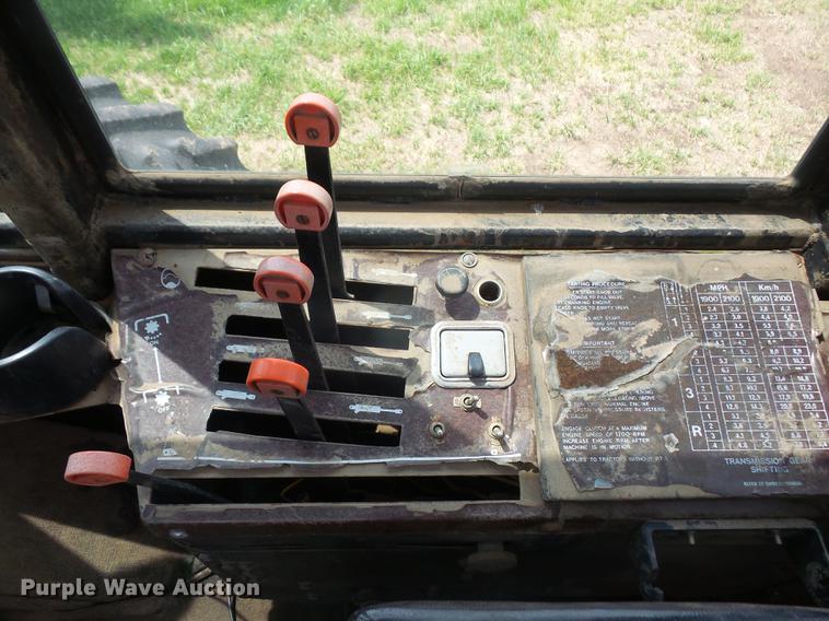 image for item DB6054 1980 Versatile 875 4WD tractor