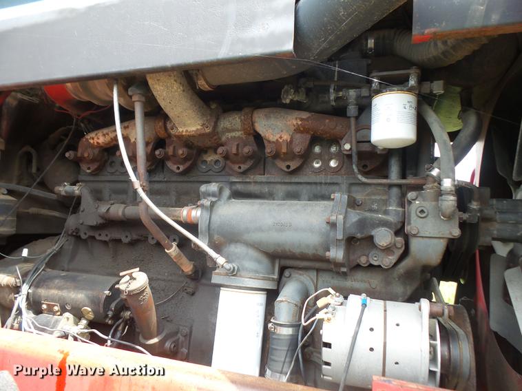 image for item DB6054 1980 Versatile 875 4WD tractor