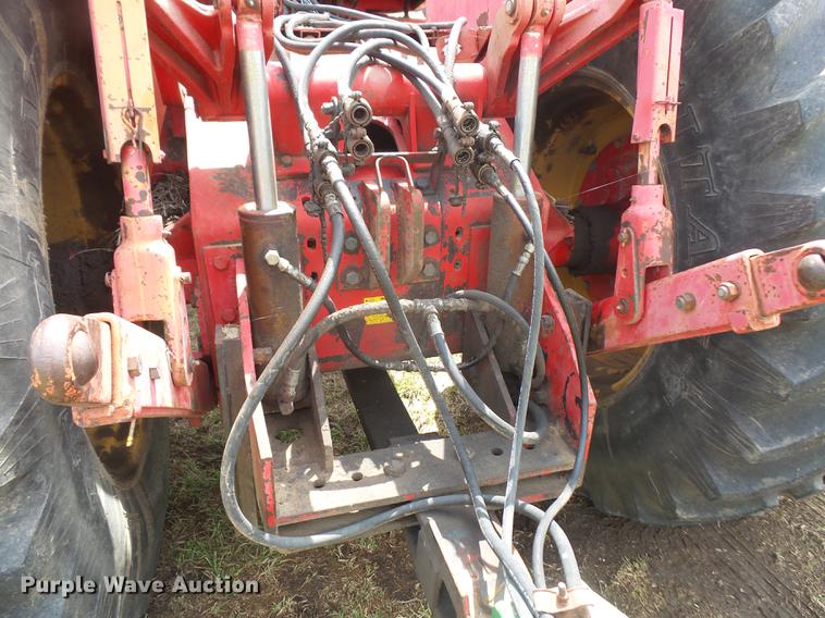 image for item DB6054 1980 Versatile 875 4WD tractor