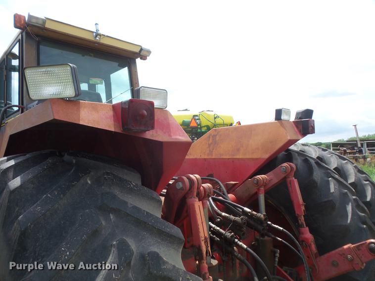 image for item DB6054 1980 Versatile 875 4WD tractor