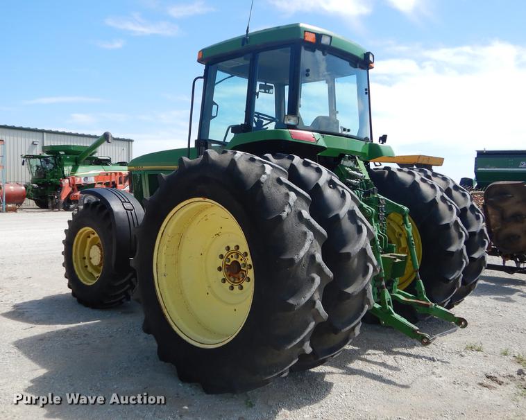 image for item DB8474 1995 John Deere 7800 MFWD tractor