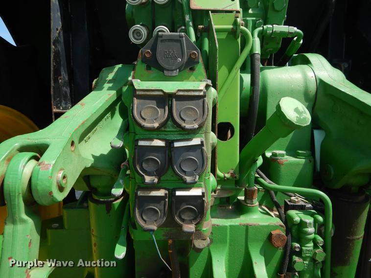 image for item DB8474 1995 John Deere 7800 MFWD tractor