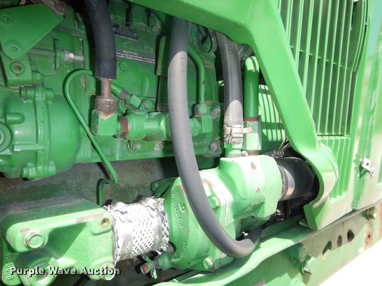 image for item DB8474 1995 John Deere 7800 MFWD tractor