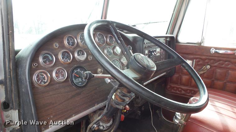 image for item DC0640 1980 Peterbilt 353S23 manure spreader truck