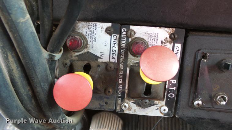 image for item DC0640 1980 Peterbilt 353S23 manure spreader truck