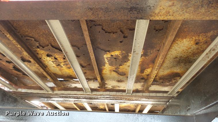 image for item DC0640 1980 Peterbilt 353S23 manure spreader truck