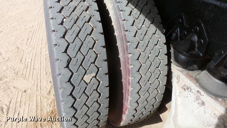 image for item DC0640 1980 Peterbilt 353S23 manure spreader truck