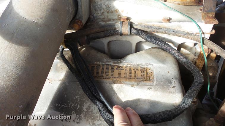 image for item DC0640 1980 Peterbilt 353S23 manure spreader truck