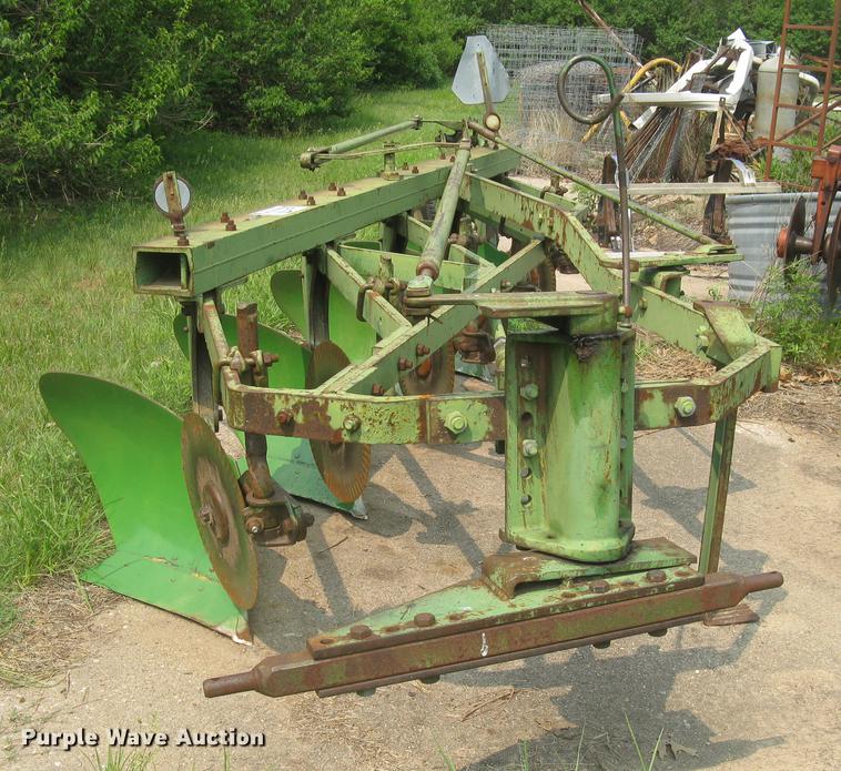image for item DC2251 John Deere 5X16 five bottom plow