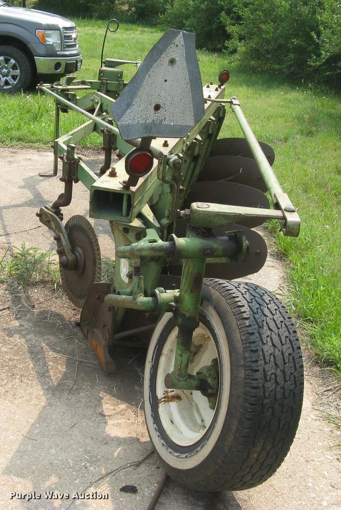 image for item DC2251 John Deere 5X16 five bottom plow