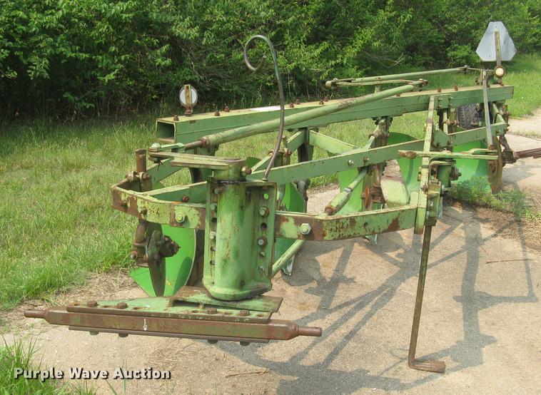 image for item DC2251 John Deere 5X16 five bottom plow