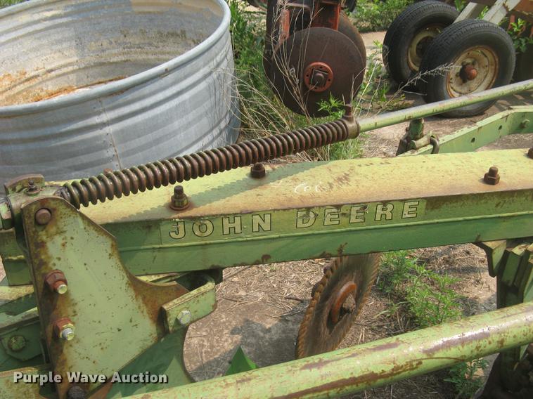image for item DC2251 John Deere 5X16 five bottom plow