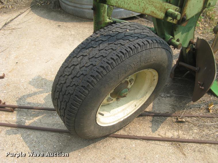 image for item DC2251 John Deere 5X16 five bottom plow
