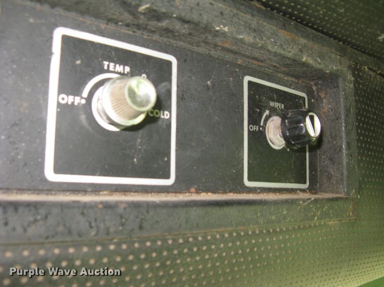 image for item DC2253 John Deere 4400 combine