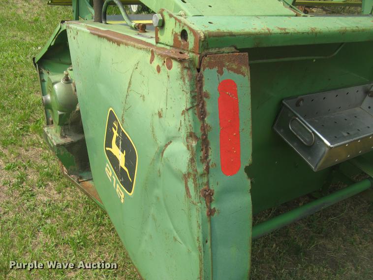 image for item DC2253 John Deere 4400 combine