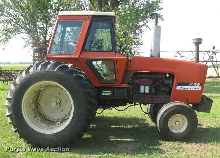 image for item DC2255 1973 Allis Chalmers 7030 tractor