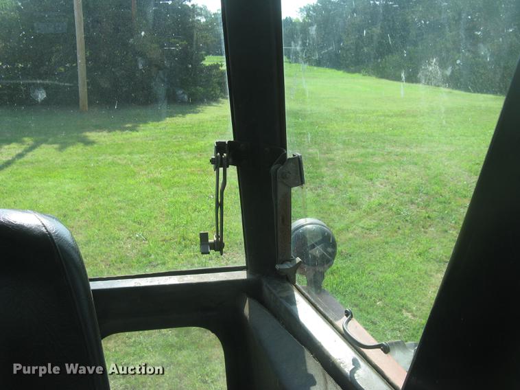 image for item DC2255 1973 Allis Chalmers 7030 tractor