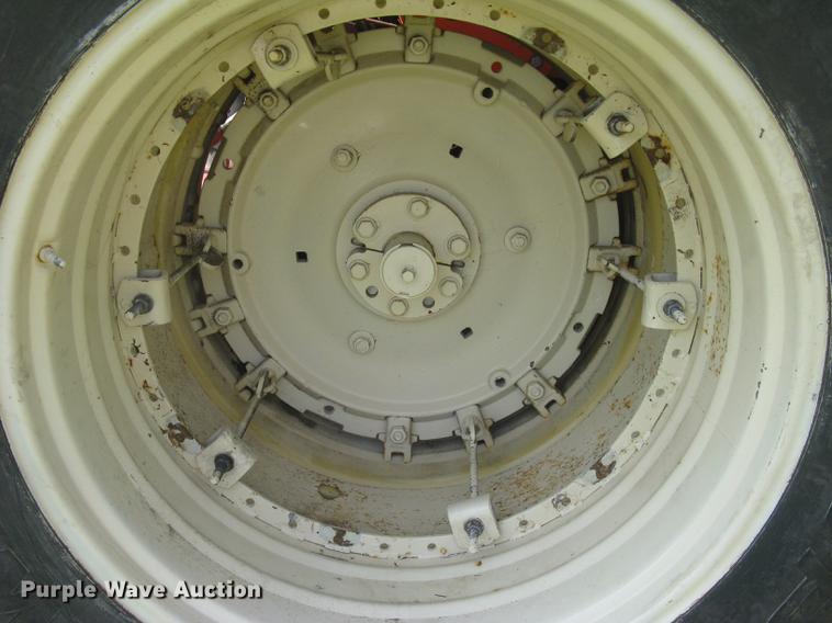 image for item DC2255 1973 Allis Chalmers 7030 tractor