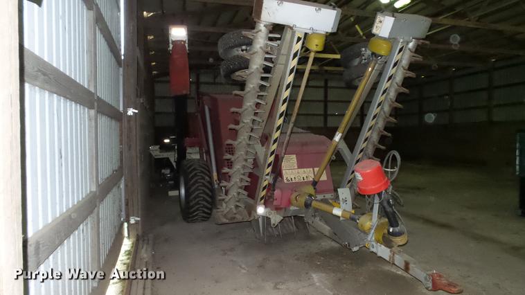 image for item DC2644 2010 Kongskilde SB5200S rock picker