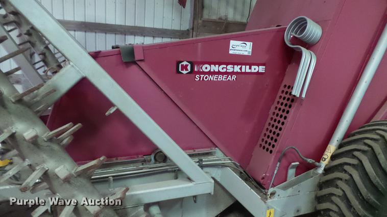 image for item DC2644 2010 Kongskilde SB5200S rock picker