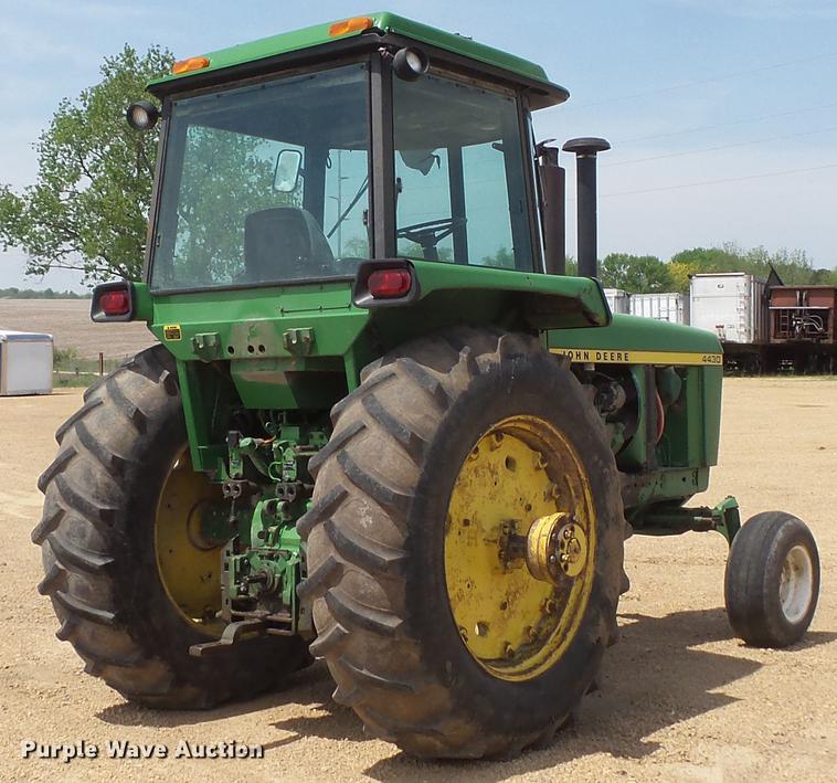 image for item DC4723 1977 John Deere 4430 tractor