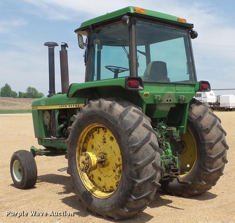 image for item DC4723 1977 John Deere 4430 tractor