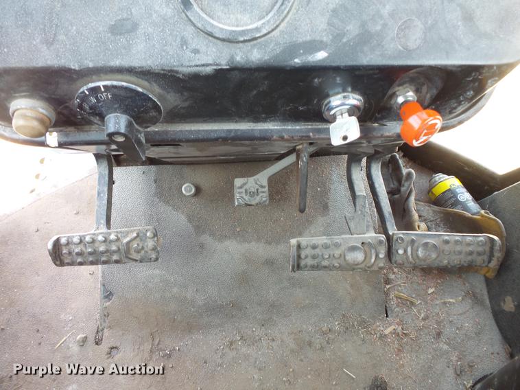 image for item DC4723 1977 John Deere 4430 tractor