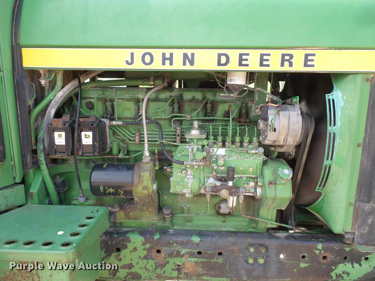 image for item DC4723 1977 John Deere 4430 tractor