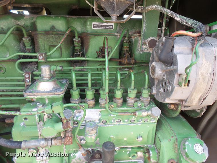 image for item DC4723 1977 John Deere 4430 tractor