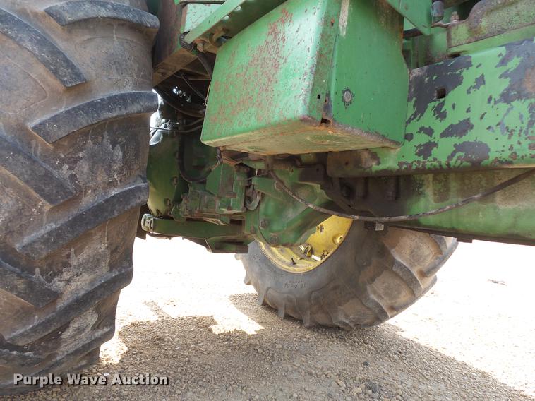 image for item DC4723 1977 John Deere 4430 tractor