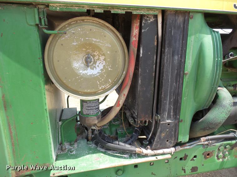 image for item DC4723 1977 John Deere 4430 tractor