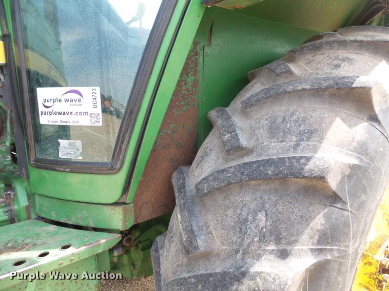 image for item DC4723 1977 John Deere 4430 tractor