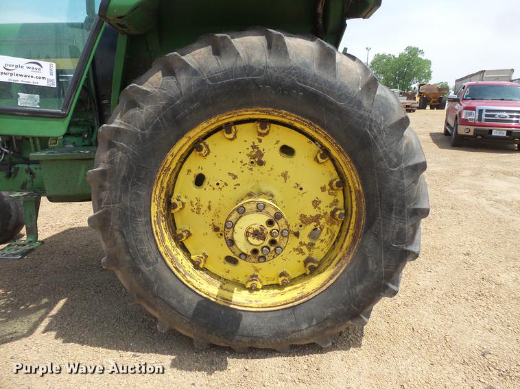 image for item DC4723 1977 John Deere 4430 tractor