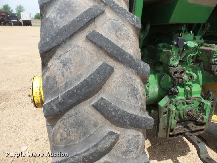 image for item DC4723 1977 John Deere 4430 tractor