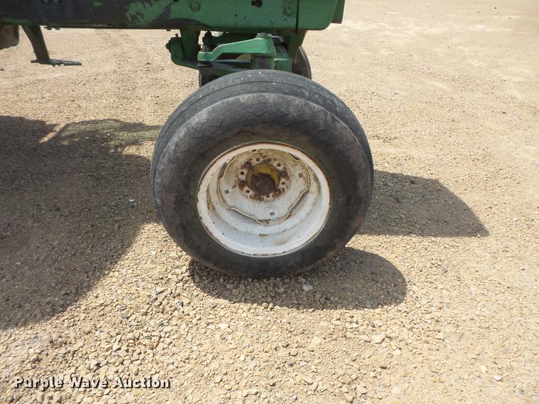 image for item DC4723 1977 John Deere 4430 tractor