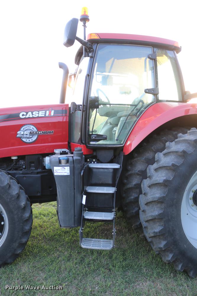 image for item DC7547 2013 Case IH Magnum 190 MFWD tractor