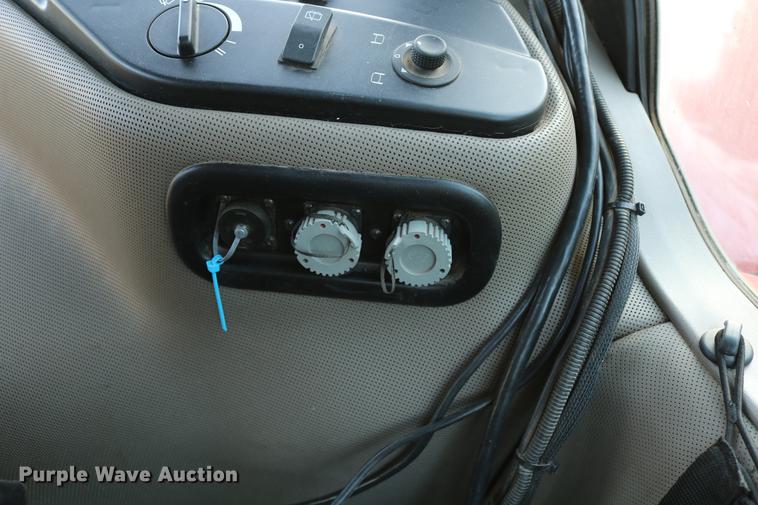 image for item DC7547 2013 Case IH Magnum 190 MFWD tractor