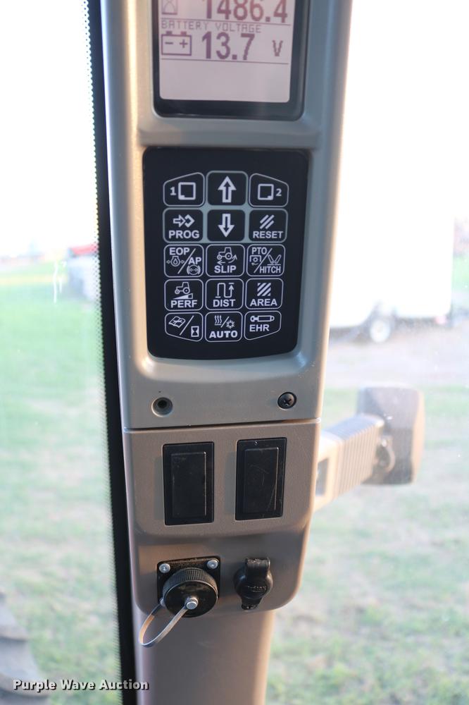 image for item DC7547 2013 Case IH Magnum 190 MFWD tractor