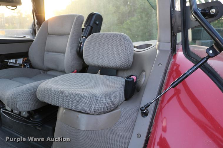 image for item DC7547 2013 Case IH Magnum 190 MFWD tractor