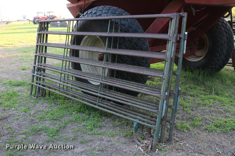 image for item DC7548 (11) livestock panels