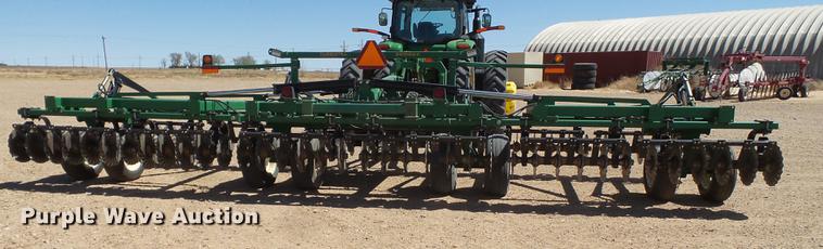image for item DD1186 Great Plains Turbo Till 3000 Series II vertical tillage