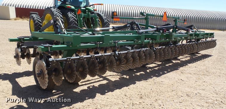 image for item DD1186 Great Plains Turbo Till 3000 Series II vertical tillage