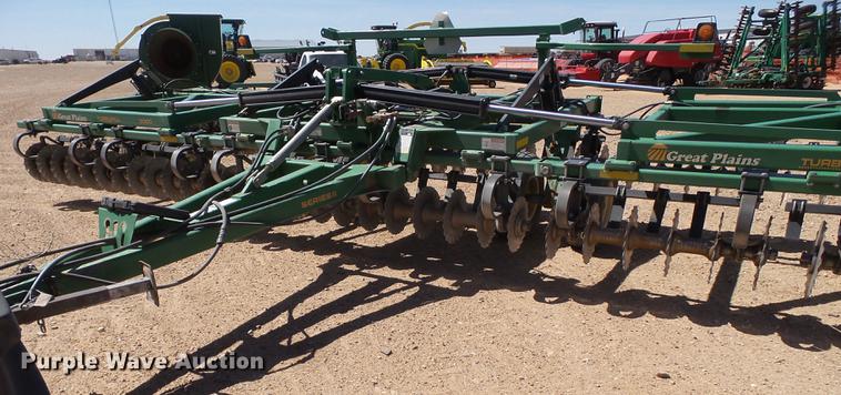 image for item DD1186 Great Plains Turbo Till 3000 Series II vertical tillage