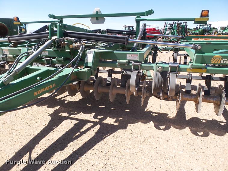 image for item DD1186 Great Plains Turbo Till 3000 Series II vertical tillage